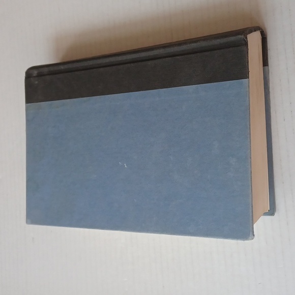 4/$40 "Hearts in Atlantis" by Stephen King - Hardcover Book - Picture 6 of 13